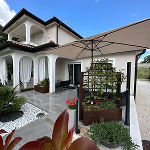 Apartment Zonta Maremi With Private Jacuzzi, Buje